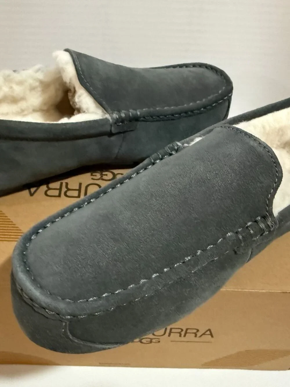 Koolaburra by UGG Tipton Stone Gray Slippers Men's Size 9 1105893 BNIB